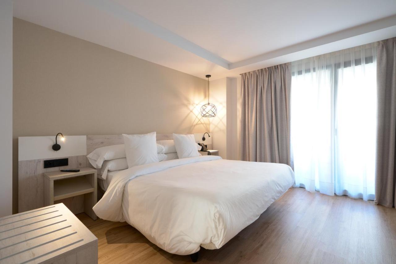 Obal Urban 4*